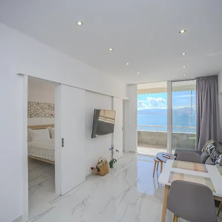 Apartament Ble Atlas Loutráki